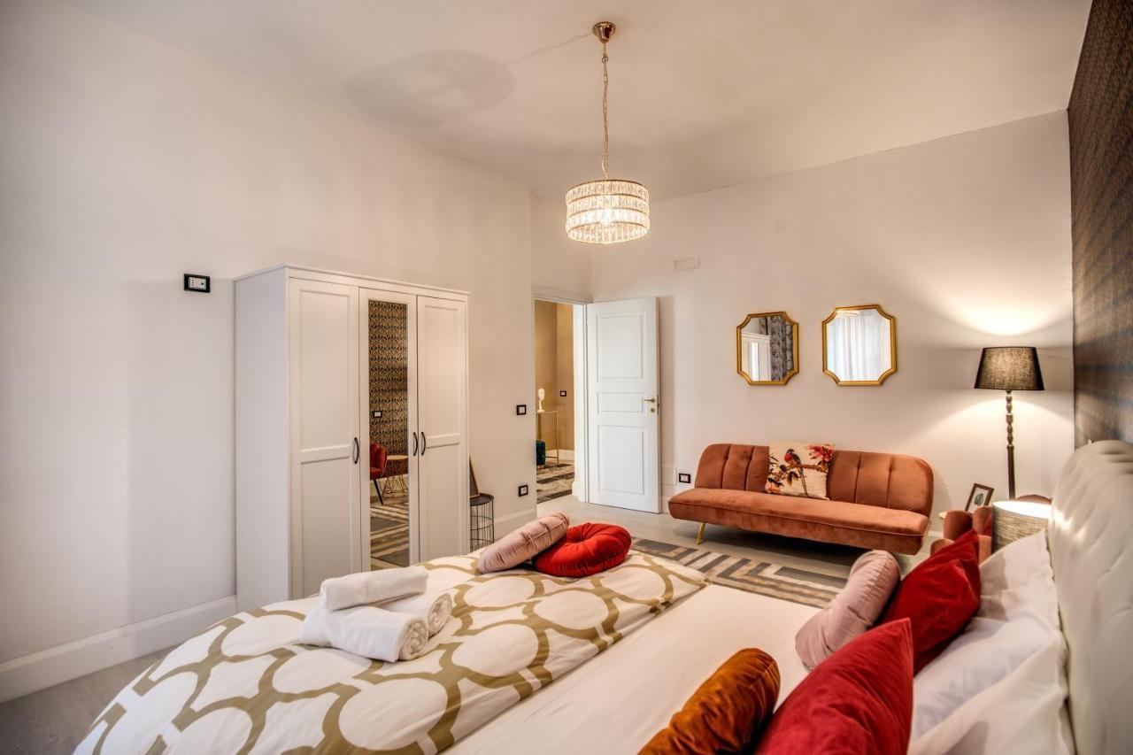 Aweshomeitaly - White Mirrors Apartment Pisa Buitenkant foto