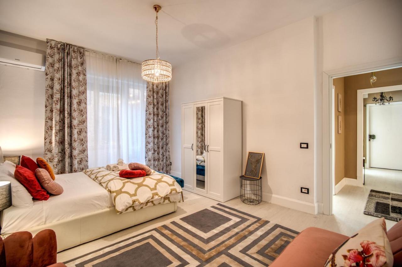 Aweshomeitaly - White Mirrors Apartment Pisa Buitenkant foto