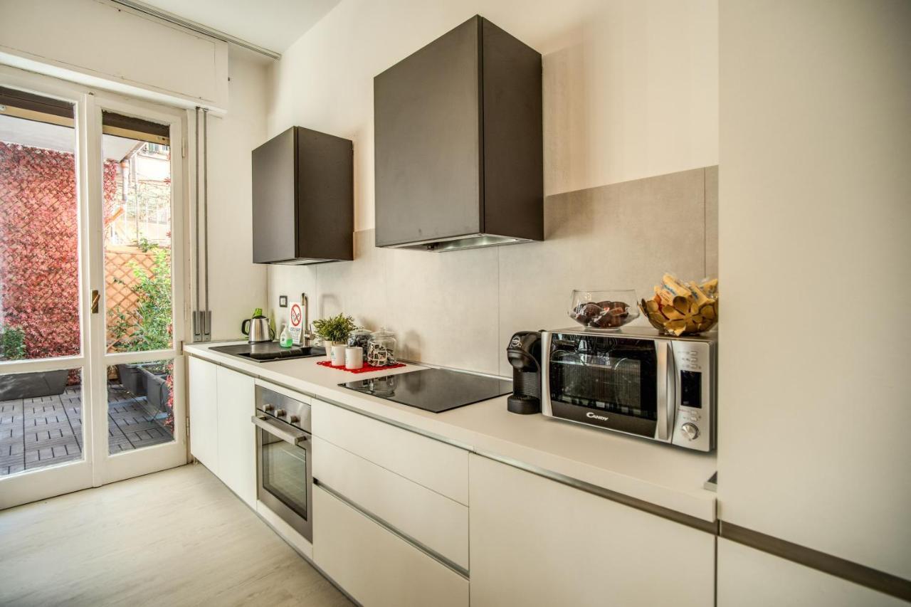 Aweshomeitaly - White Mirrors Apartment Pisa Buitenkant foto