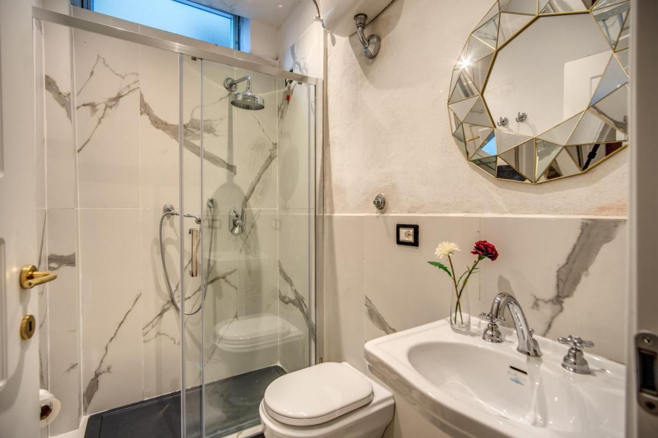 Aweshomeitaly - White Mirrors Apartment Pisa Buitenkant foto