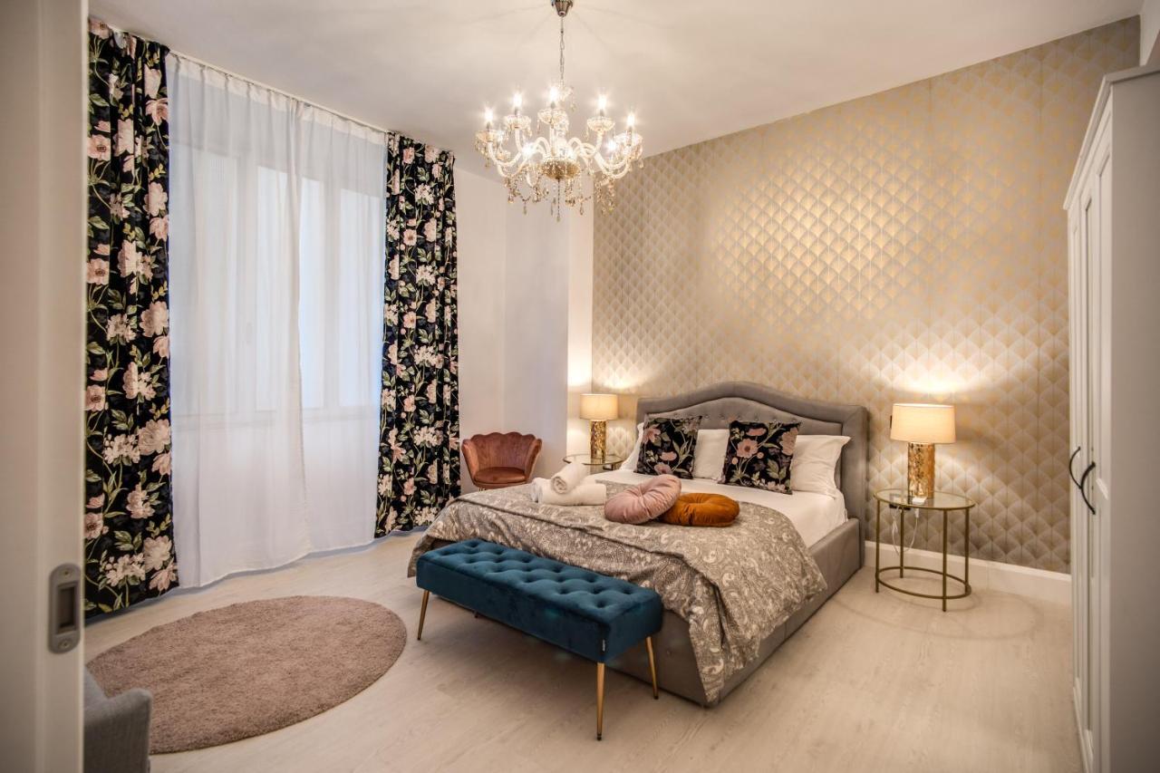 Aweshomeitaly - White Mirrors Apartment Pisa Buitenkant foto